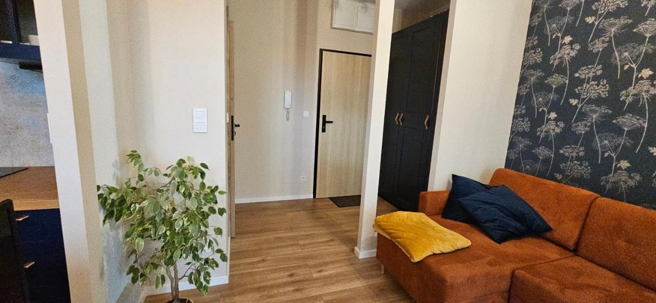 Legnicka 33 * Wroclaw